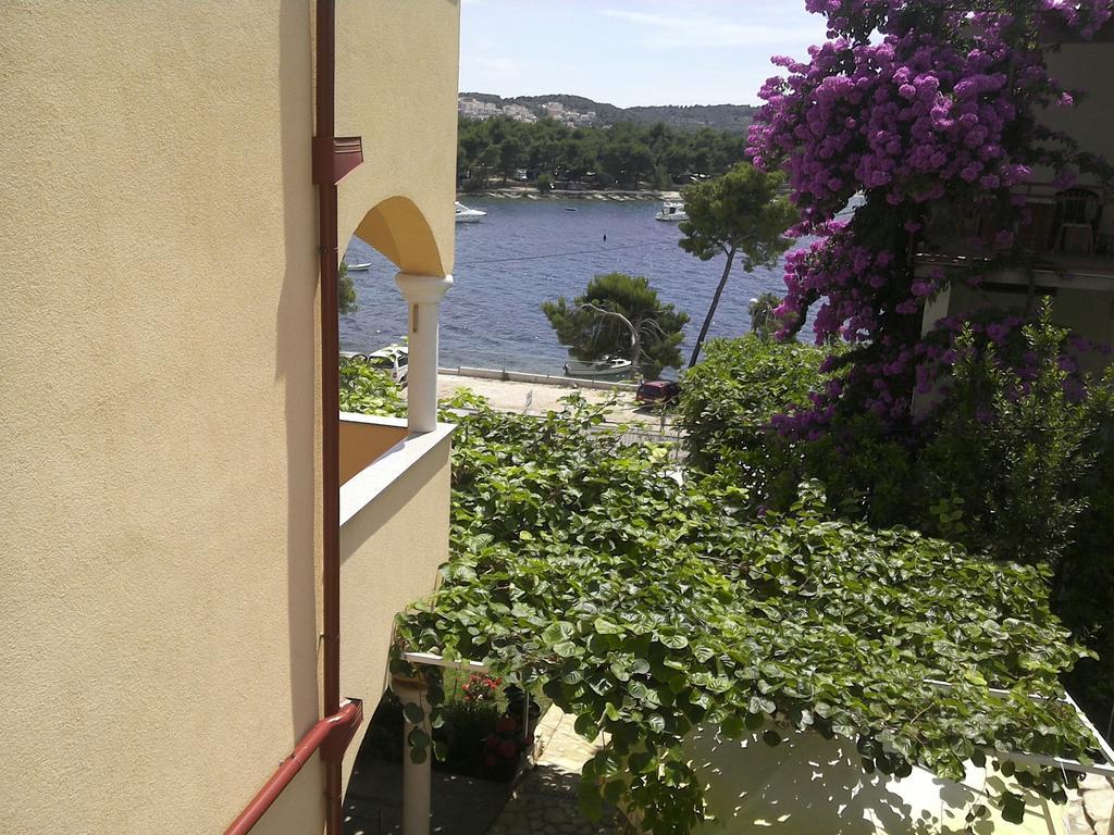Apartments Saldun Trogir Eksteriør bilde
