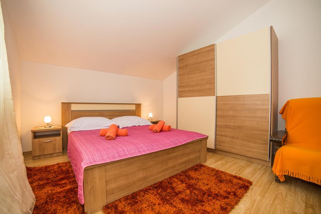 Apartments Saldun Trogir Eksteriør bilde